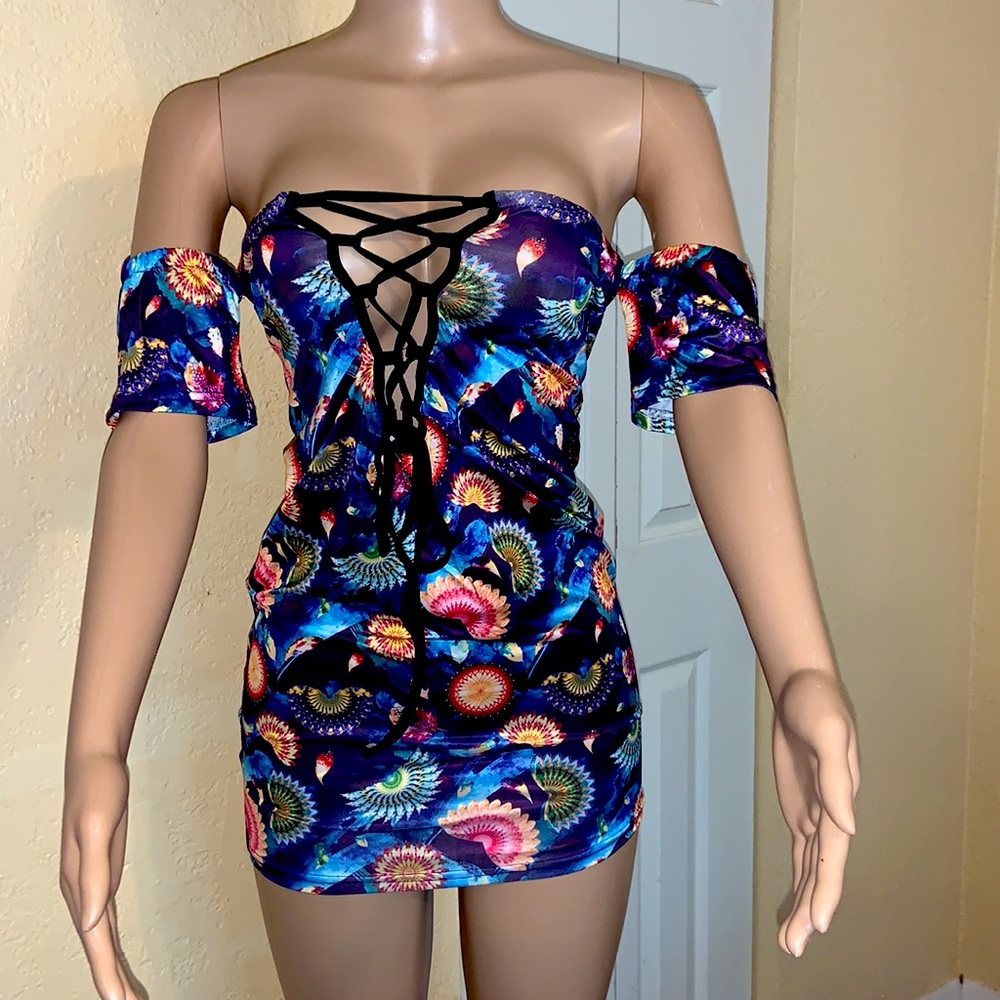Cold shoulder sexy dress